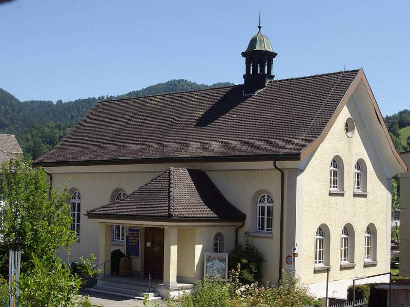 einen Pionier / eine Pionierin (40–60%) einen Pionier / eine Pionierin (40–60%)